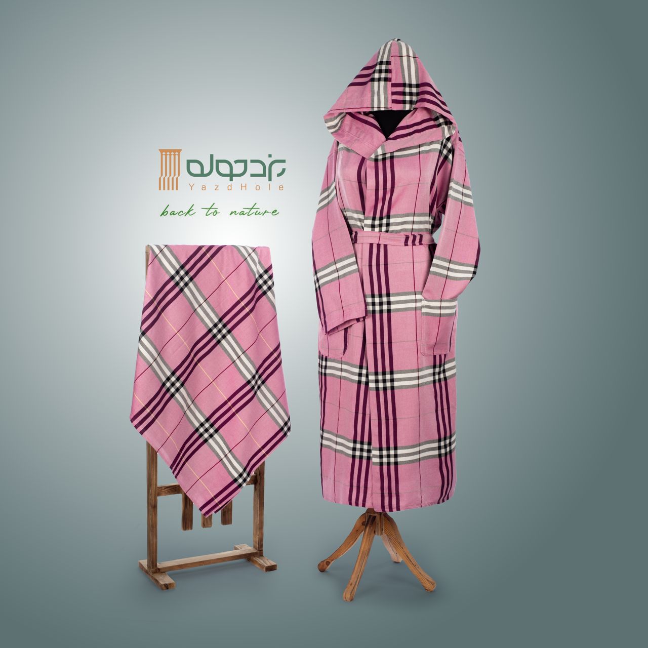 حوله تنپوش نخی سنتی یزدی طرح چهارخونه فلورا سرخابی (صادراتی)